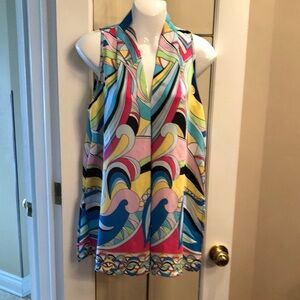 Floral & Ivy Sleeveless V-Neck Tunic